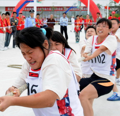 农运会女子拔河560公斤级决赛赛况_福州新闻