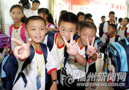 51名灾区孩子的特殊注册日_福州新闻网