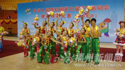 连江青年跳东北秧歌 全国农运会夺三个冠